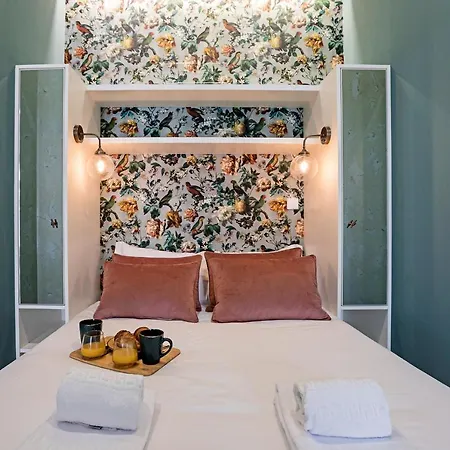 Turquoise Flat W Ac & Balcony By Lovelystay Apartment *